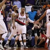 爱游戏直播-精彩对抗中球队实力尽显，角逐激烈()