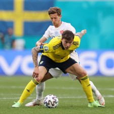 ayx sports-西班牙客场不敌瑞典，小组头名或生变()